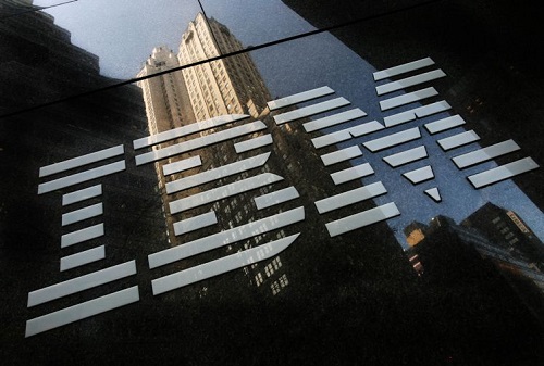 Картинка IBM отключает партнеров в России