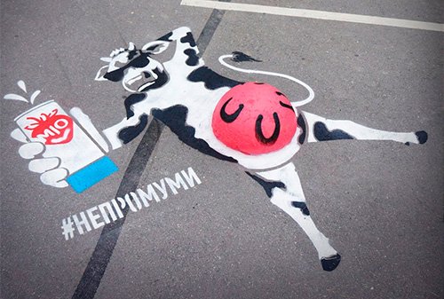 Картинка На улицы Санкт-Петербурга выпустили рекламных коров