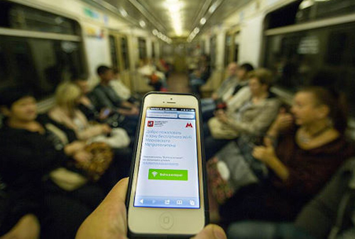 Картинка На станциях метро появятся зарядки для смартфонов и планшетов