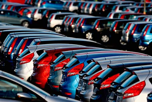 Картинка PwC: продажи новых легковых авто в России за 9 месяцев упали на 43%