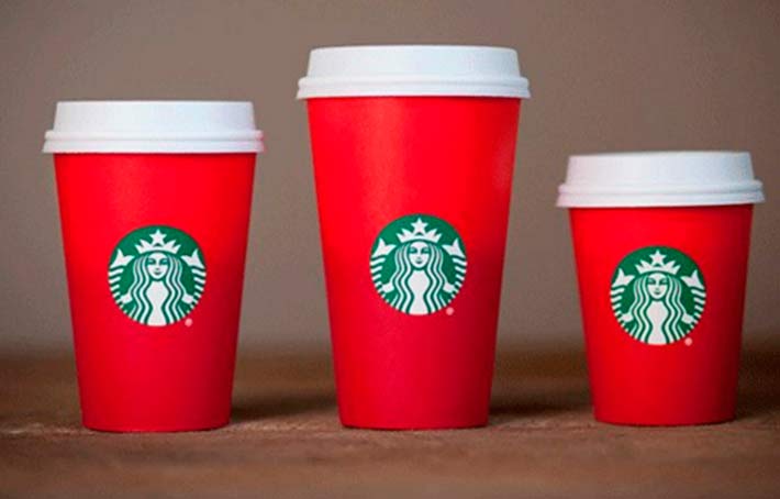 Картинка Starbucks заподозрили в «войне против Рождества» из-за нового дизайна стаканов