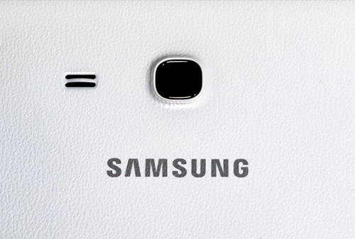 Картинка к Samsung перестанет продавать цифровые фотоаппараты и видеокамеры