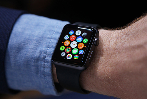 Картинка Apple Watch подорожали из-за девальвации рубля