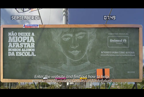 Картинка В Бразилии вместо билборда разместили огромную школьную доску