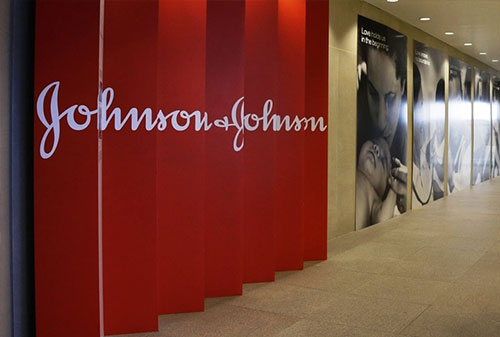 Картинка Johnson & Johnson обязали выплатить $55 млн больной раком женщине