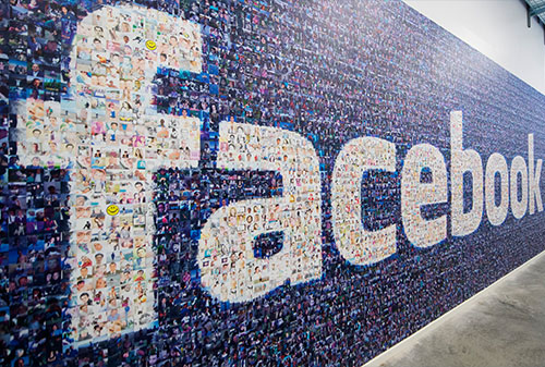 Картинка Facebook анонсировал появление «секретных разговоров» в своем мессенджере