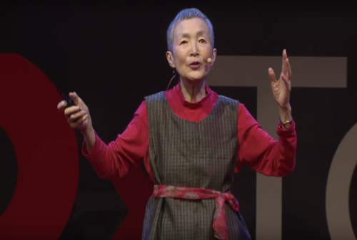 Картинка Японская старушка в 81 год создала игру-приложение