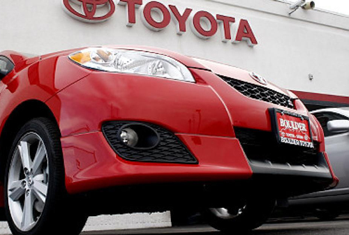 Картинка Прибыль Toyota упала впервые за пять лет