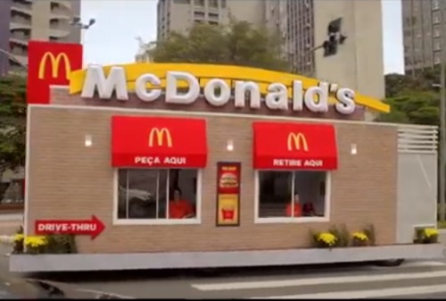 Картинка McDonalds пустил фургон AutoMac по улицам Сан-Паулу
