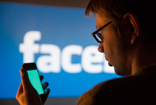 Картинка к Facebook ввел статус проверенных издателей для борьбы с фейками