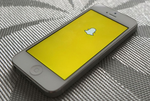 Картинка Сооснователи Snapchat отказались продавать свои акции
