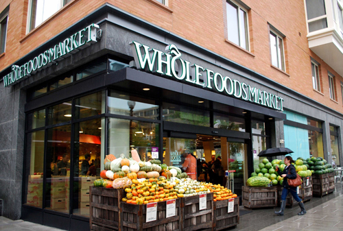 Картинка После покупки Whole Foods Amazon будет снижать цены в магазине