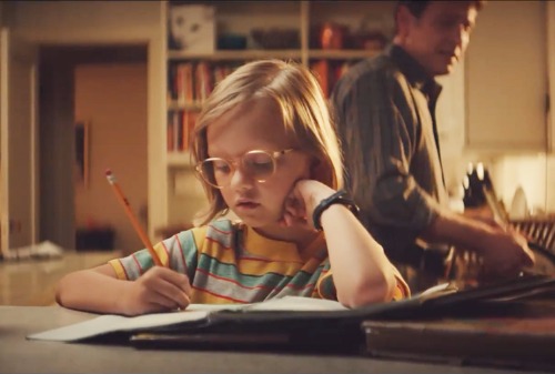 Картинка General Electric создала ролик о девочке-изобретательнице