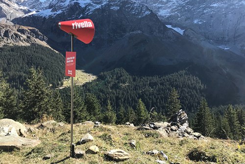 Картинка Швейцарская компания брендировала горное эхо 