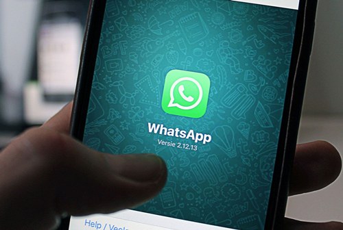 Картинка Фальшивую версию WhatsApp в Google Play скачали более 1 млн пользователей
