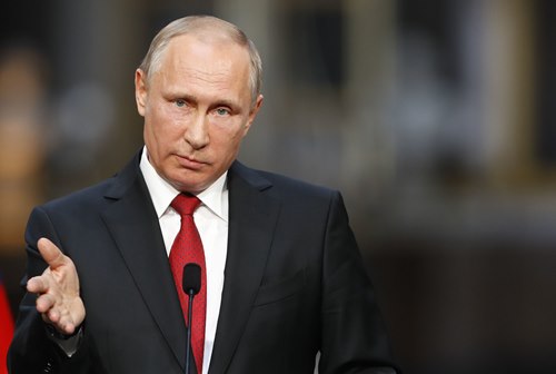 Картинка Владимир Путин допустил возвращение рекламы водки в СМИ во время ЧМ-2018