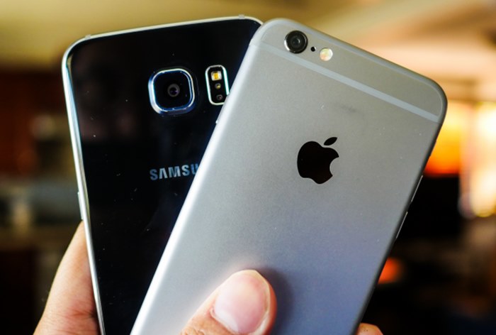 Картинка Apple и Samsung повысили цены на смартфоны в России