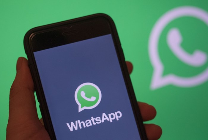 Картинка к WhatsApp ограничил рассылку сообщений пятью пользователями