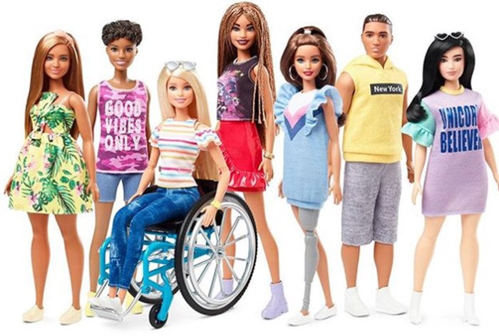 Картинка Барби выпустит кукол на коляске и с протезом ноги