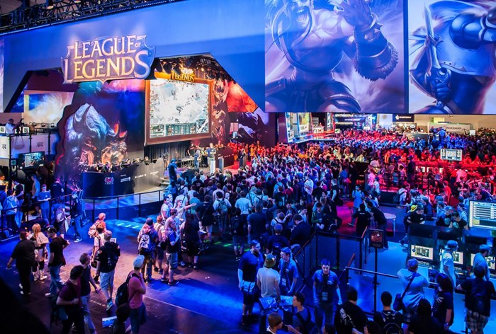 Картинка Яндекс эксклюзивно покажет киберспортивные турниры League of Legends