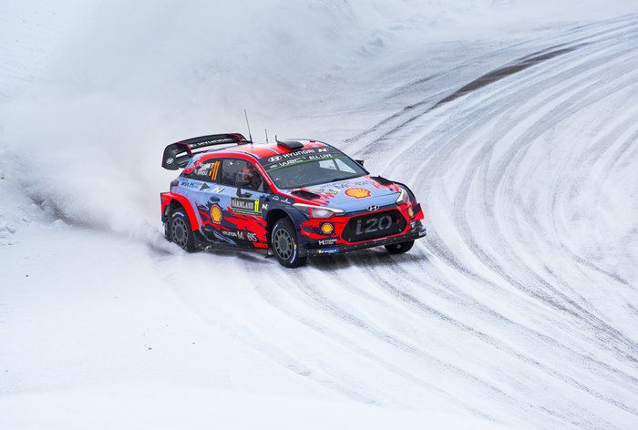 Картинка Hyundai Motorsport на Чемпионате мира FIA по ралли — отчет о третьем дне