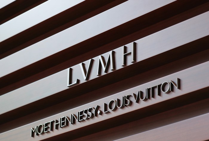 Картинка к Группа Louis Vuitton Moet Hennessy проводит тендер на медиазакупки в России