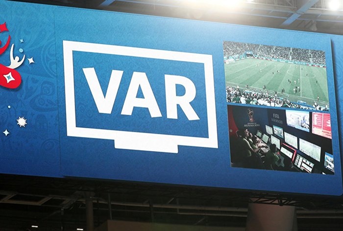 Картинка FIFA сможет заработать на рекламе во время просмотра арбитрами повторов