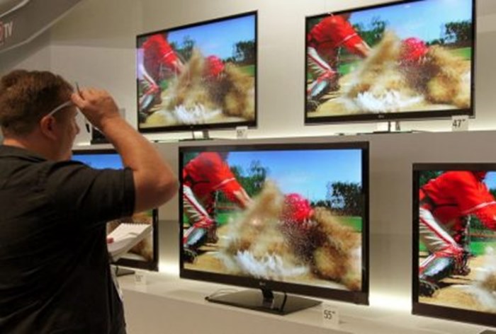 Картинка Smart TV сравнялись в продажах с обычными телевизорами