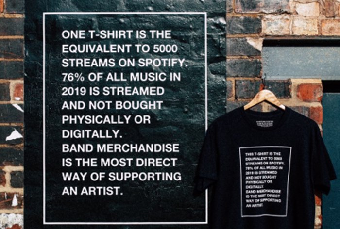 Картинка Британские музыканты выпустили футболки с критикой Spotify