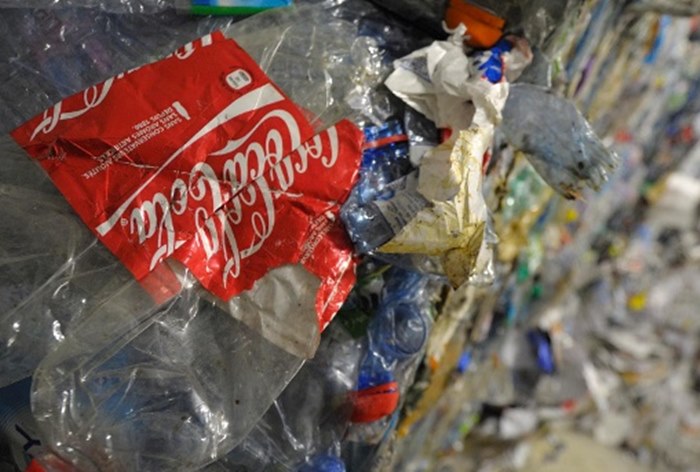 Картинка Coca-Cola запустит программу по раздельному сбору мусора в России
