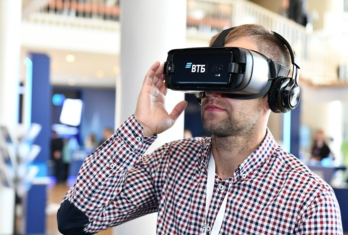 Картинка VR-консультирование помогло привлечь в ВТБ новых клиентов