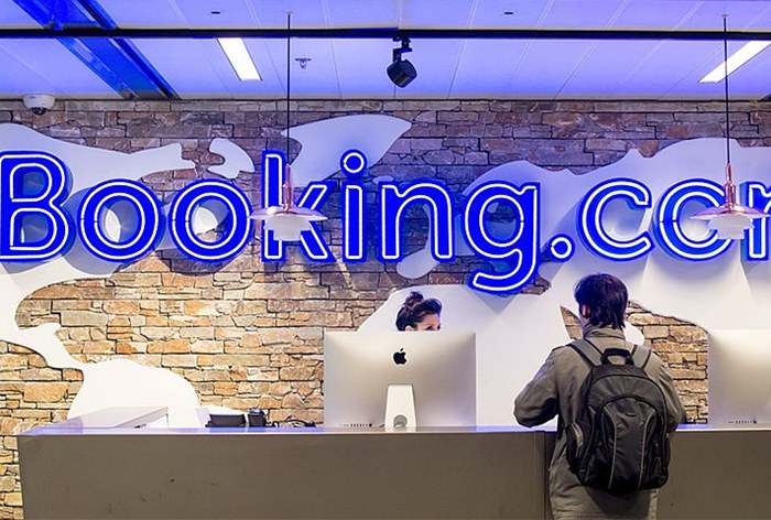 Картинка Онлайн-сервисы Booking и Ostrovok обвинили в продвижении нелегальных отелей в РФ
