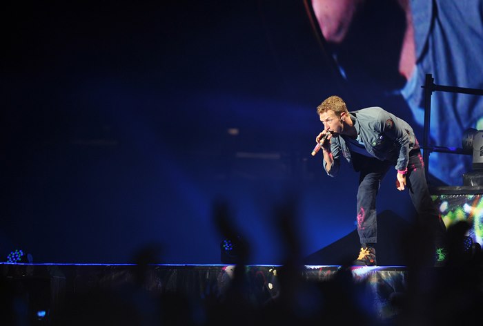 Картинка Coldplay промотирует новый альбом в печатном издании в Северном Уэльсе