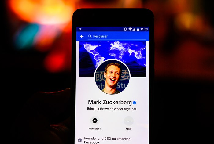 Картинка Facebook обязали удалить мошенническую рекламу с лицом создателя «Большого брата»