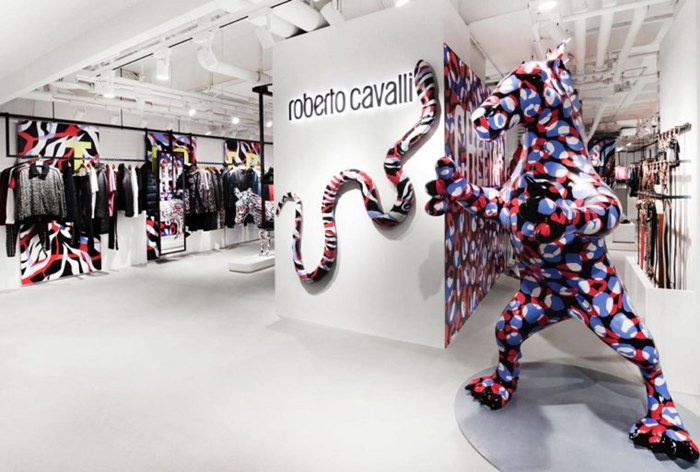 Картинка Дубайский бизнесмен приобрел модный дом Roberto Cavalli