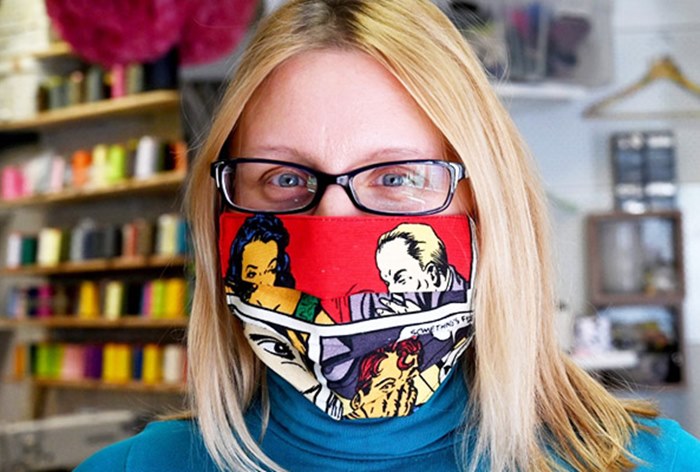 Картинка Россияне переходят на дизайнерские защитные маски
