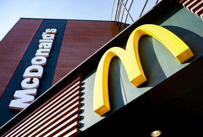 Картинка McDonald's увеличит траты на маркетинг для восстановления сети