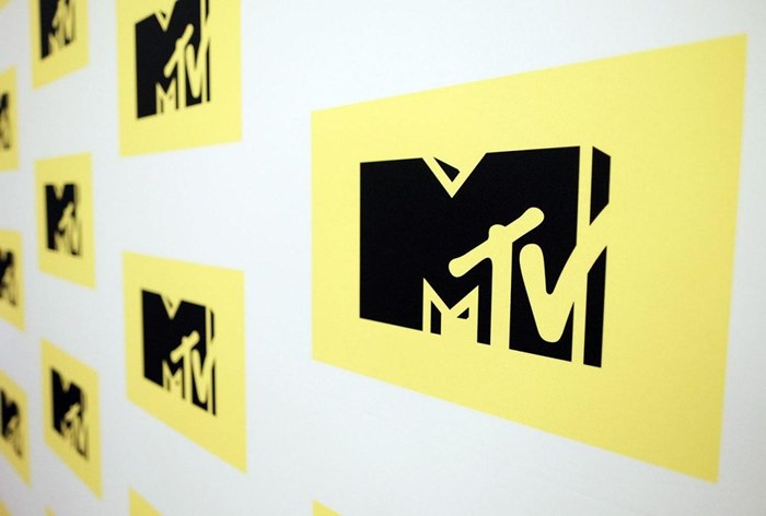 Картинка MTV попросили заплатить за авторское право